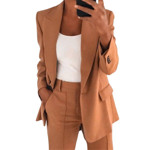 Women's tailored blazer and straight-leg trousers set with notched lapels and flap pockets