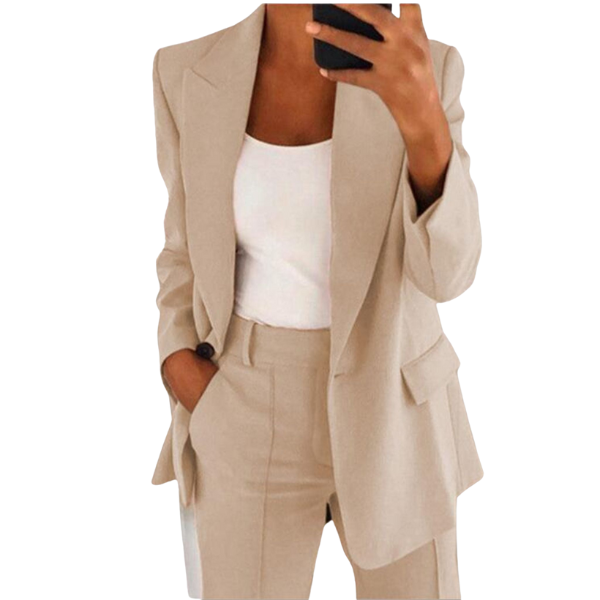Women's tailored blazer and straight-leg trousers set with notched lapels and flap pockets