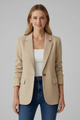 Women's notch-lapel blazer with long sleeves and flap pockets