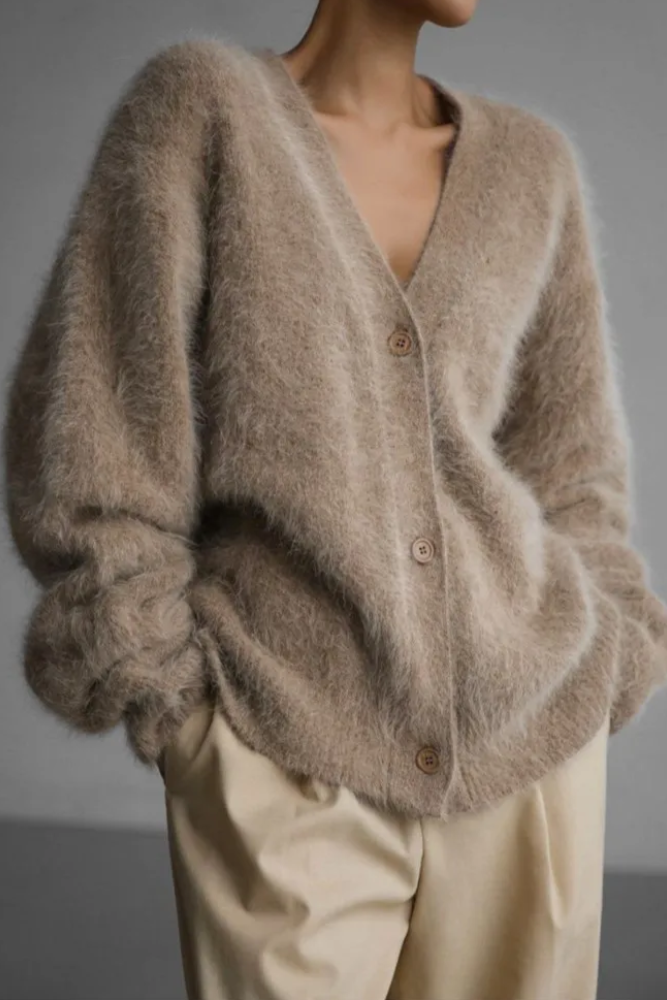 Women's textured knit V-neck cardigan with buttons and long sleeves