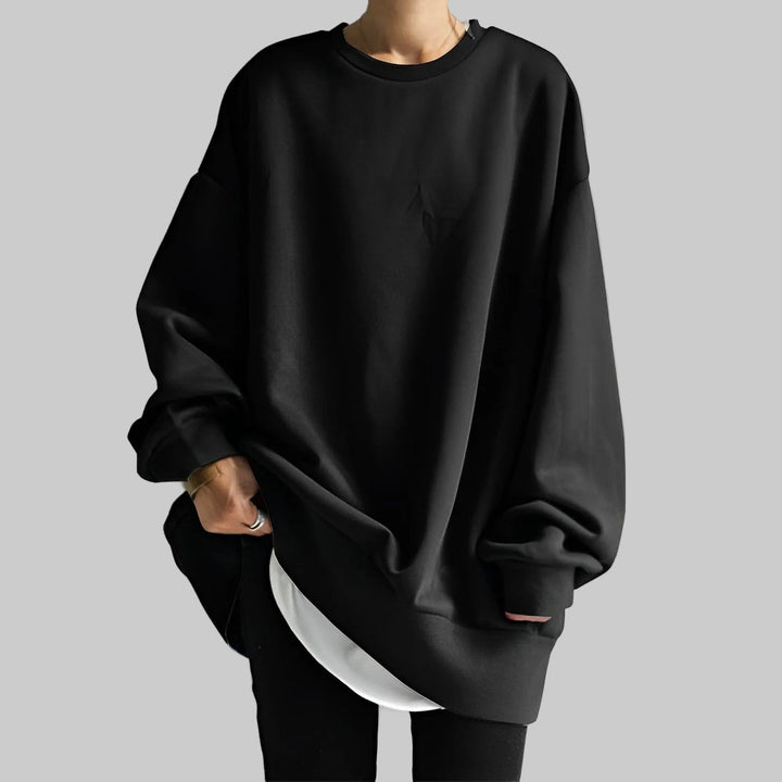 Women's oversized crew neck sweatshirt with long sleeves and ribbed trims