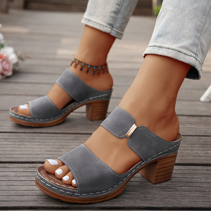 Winona | Women's Classic Elegance, All-Day Comfort
