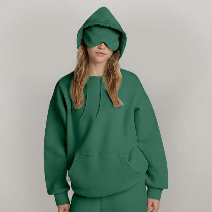 Women's hooded sweatshirt and jogger set with long sleeves and kangaroo pocket