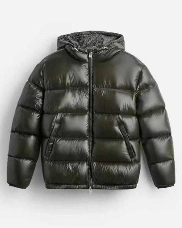 Women's puffer jacket for cold weather