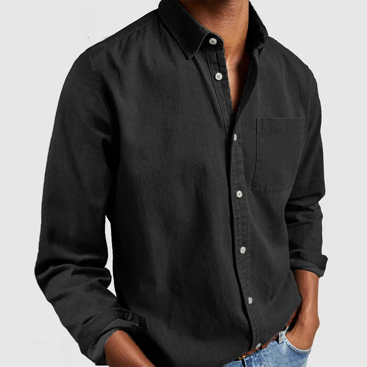 Men's long-sleeve button-down shirt with chest pocket