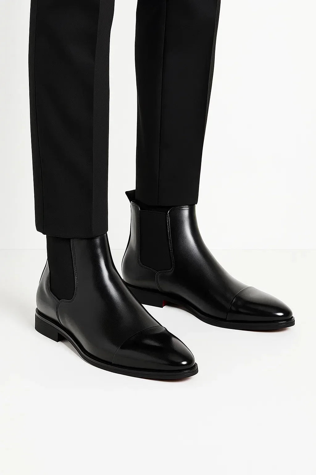 Women's Chelsea ankle boots with elastic side panels and low heels