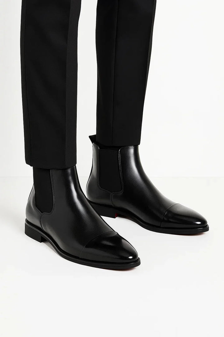 Women's Chelsea ankle boots with elastic side panels and low heels