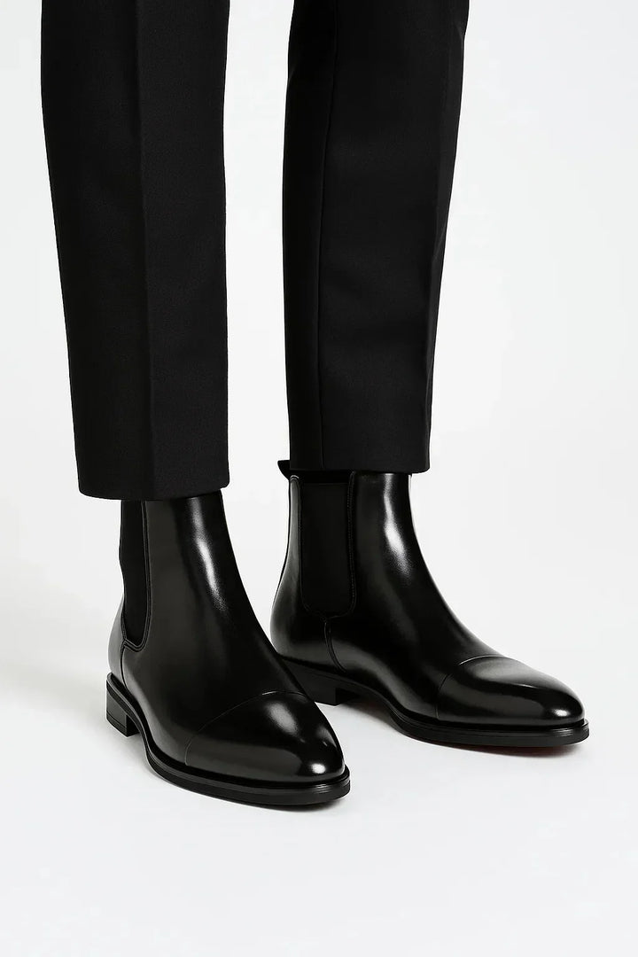Women's Chelsea ankle boots with elastic side panels and low heels