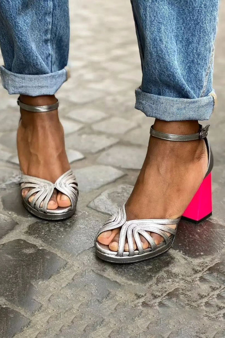 Women's Block Heel Sandals with Buckle Sandaal in Silver - View 2 | Bellmere