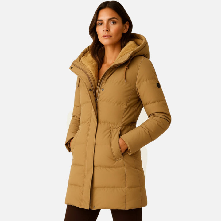 Women's quilted hooded puffer coat with front pockets
