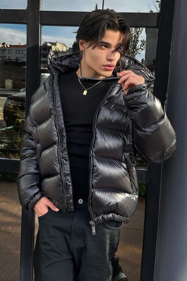 Women's puffer jacket for cold weather
