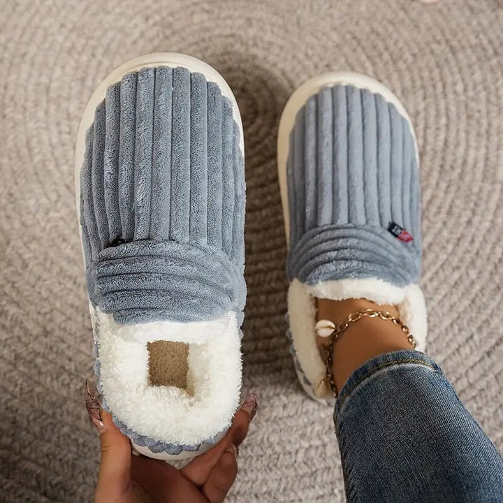 Women's Ultra-Cozy Slippers Shoes in Green - View 19 | Bellmere