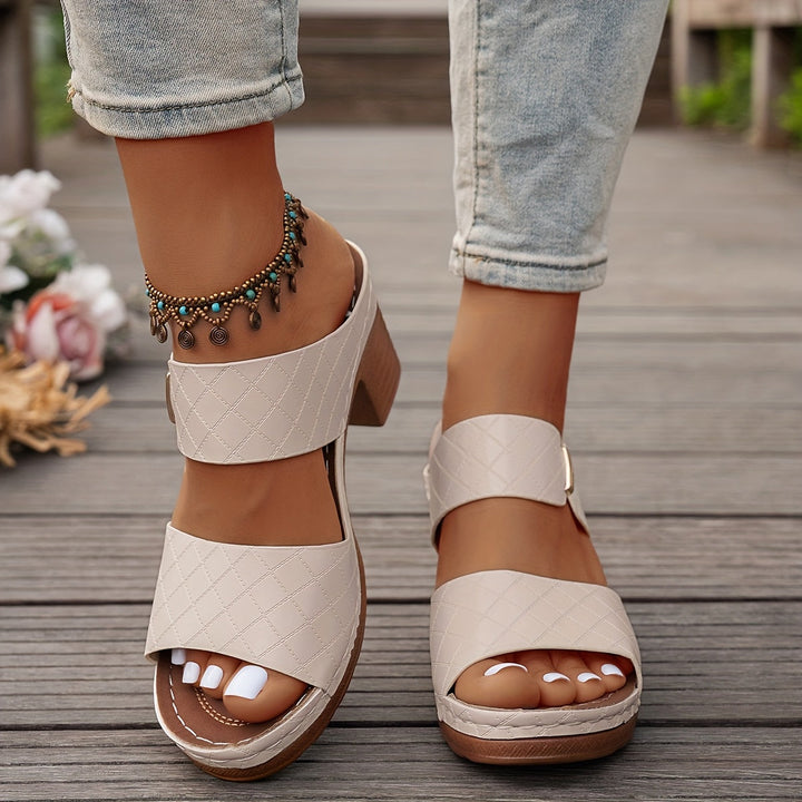 Winona | Women's Classic Elegance, All-Day Comfort