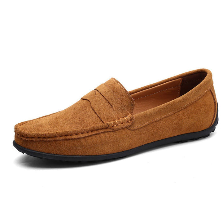 Men's penny loafers with moc toe, stitched edging and flat sole