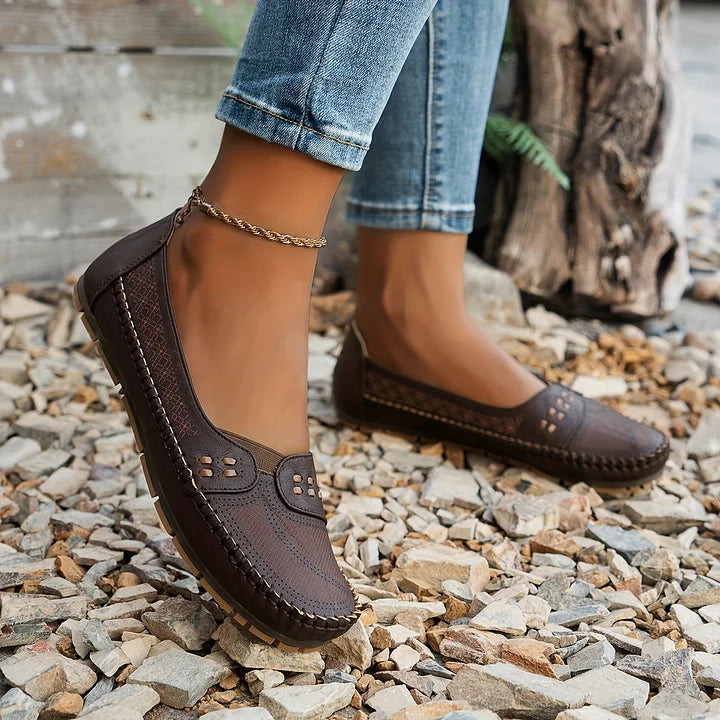 Women's Flats in Beige - View 10 | Bellmere