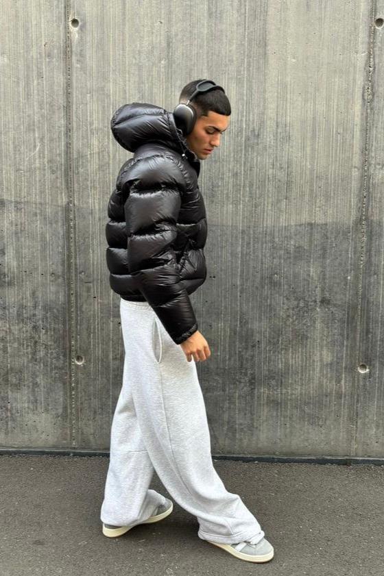 Women's puffer jacket for cold weather