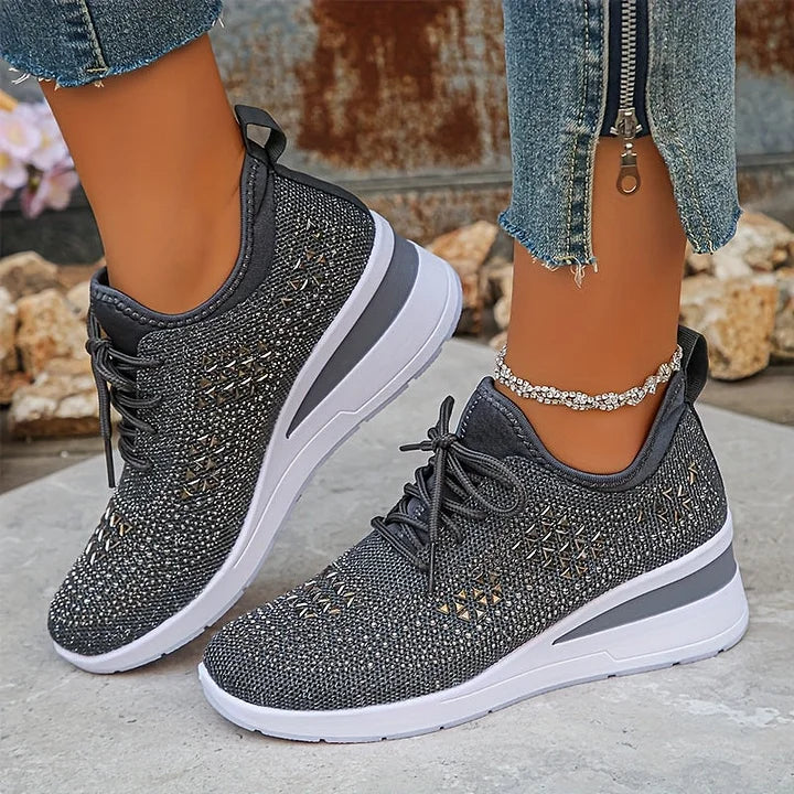 Women's lace-up sneakers with textured geometric side panels