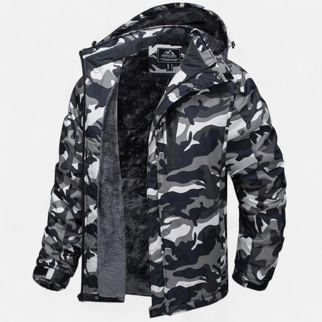 Men's hooded winter parka with fleece lining, zip front and long sleeves