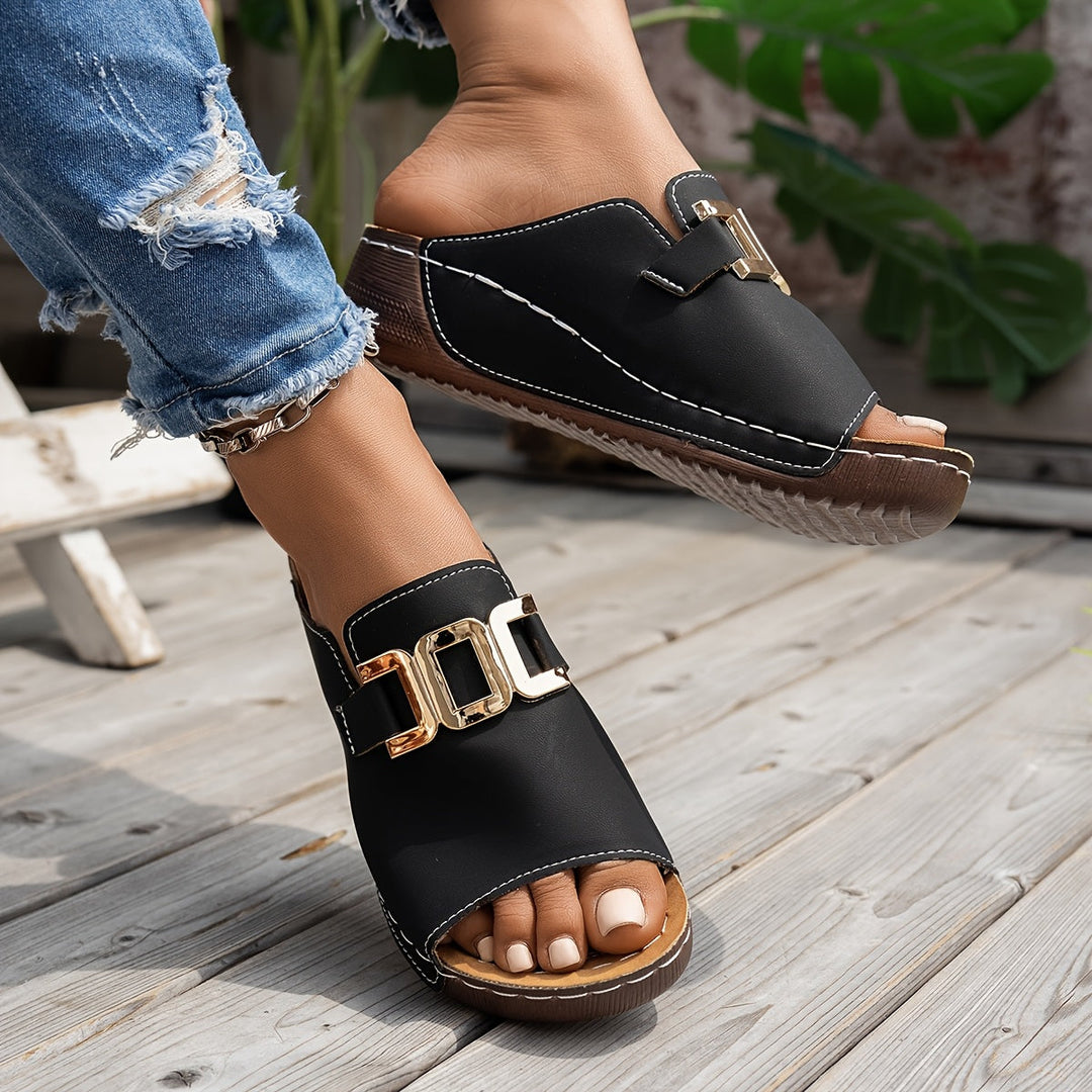 Aurelie | Women's Effortless Style, All-Day Comfort
