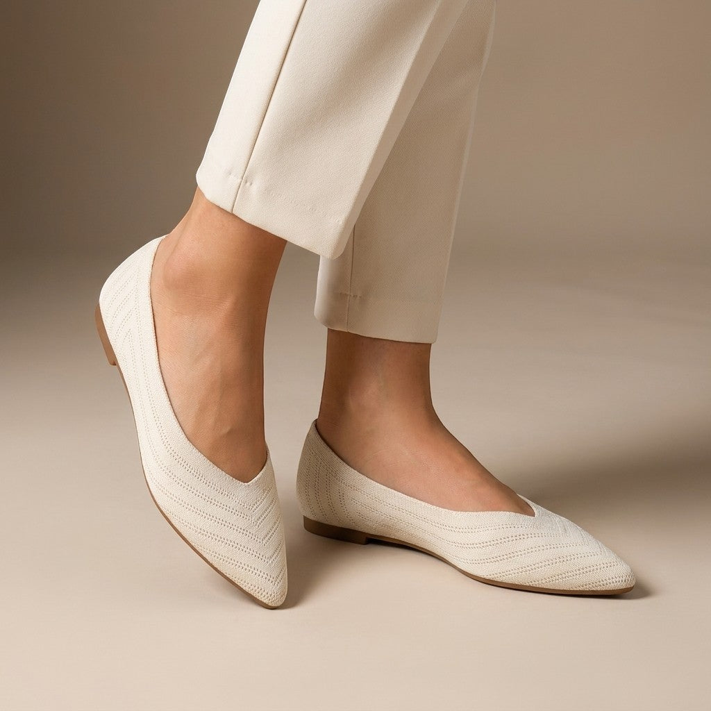 Women's pointed knit flats with a flat sole