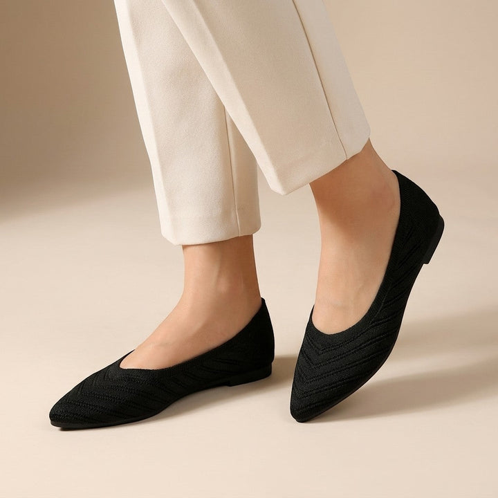 Women's pointed knit flats with a flat sole