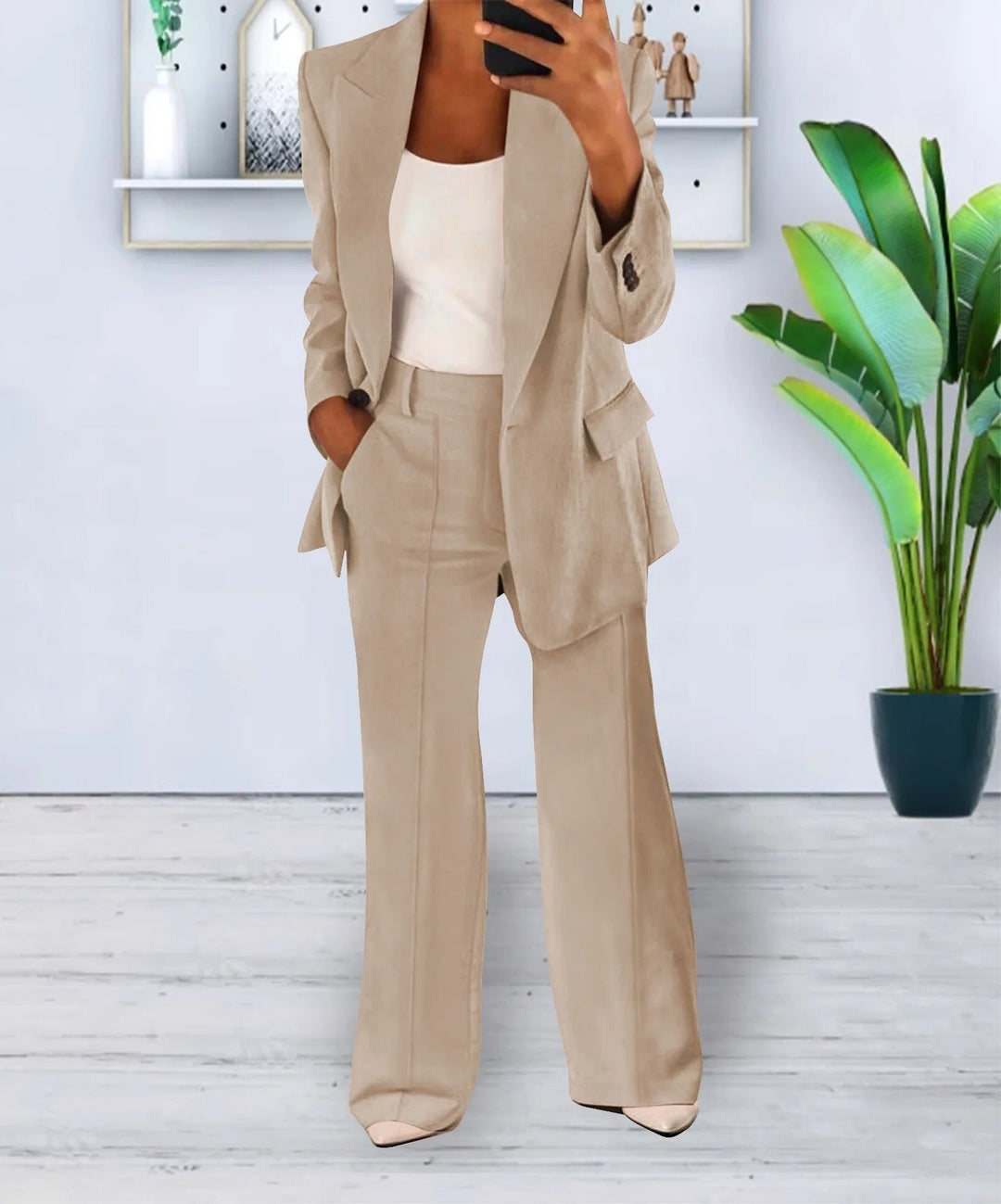 Women's two-piece trouser suit with open blazer and wide-leg pants