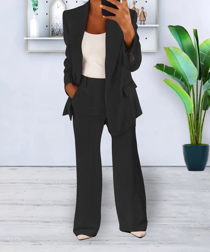 Women's two-piece trouser suit with open blazer and wide-leg pants