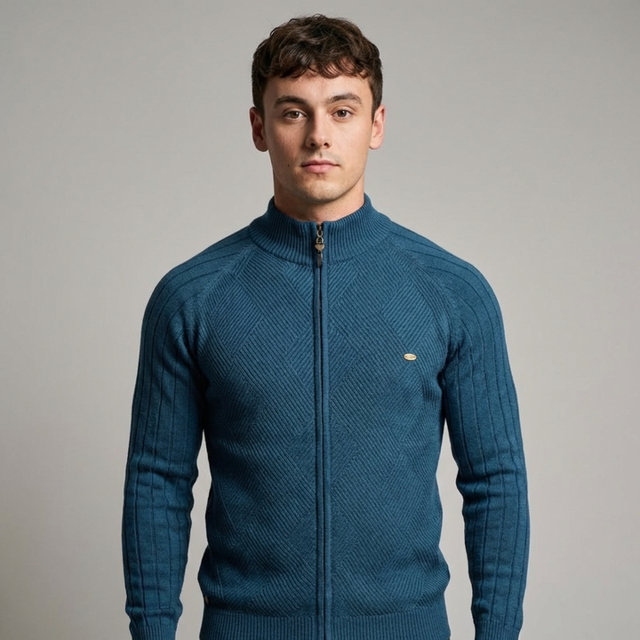 Men's full-zip textured cardigan with stand collar and long sleeves