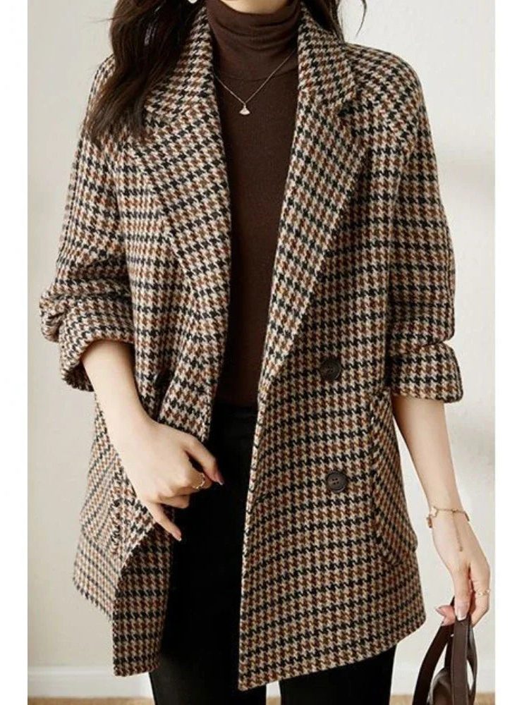 Women's houndstooth blazer coat with notched lapels and button front