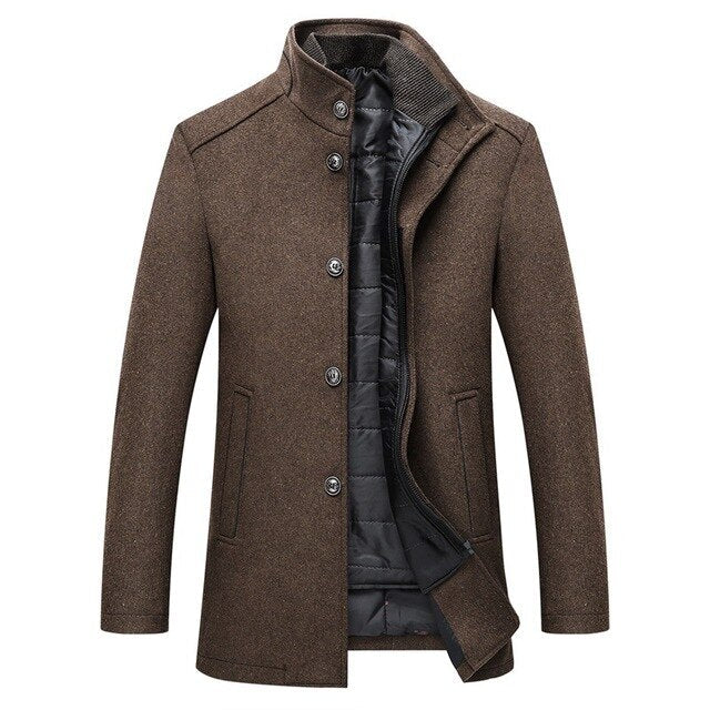Men's textured winter coat with stand collar, buttons, zip fastening and quilted lining