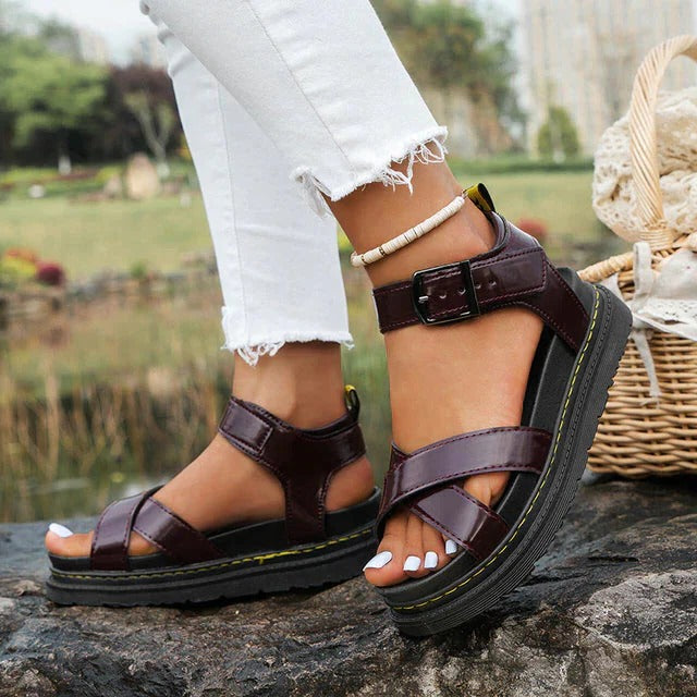 Solene | Women's Cross Strap Flatform Sport Sandals Buckle