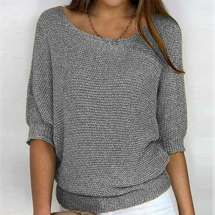 Women's relaxed textured knit sweater with a round neckline