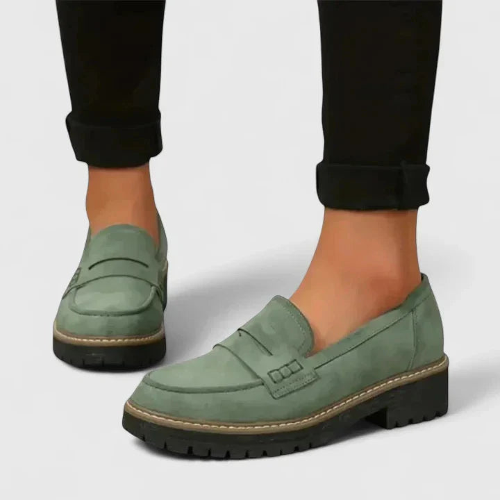 Women's slip-on loafers with round toe and chunky ridged sole