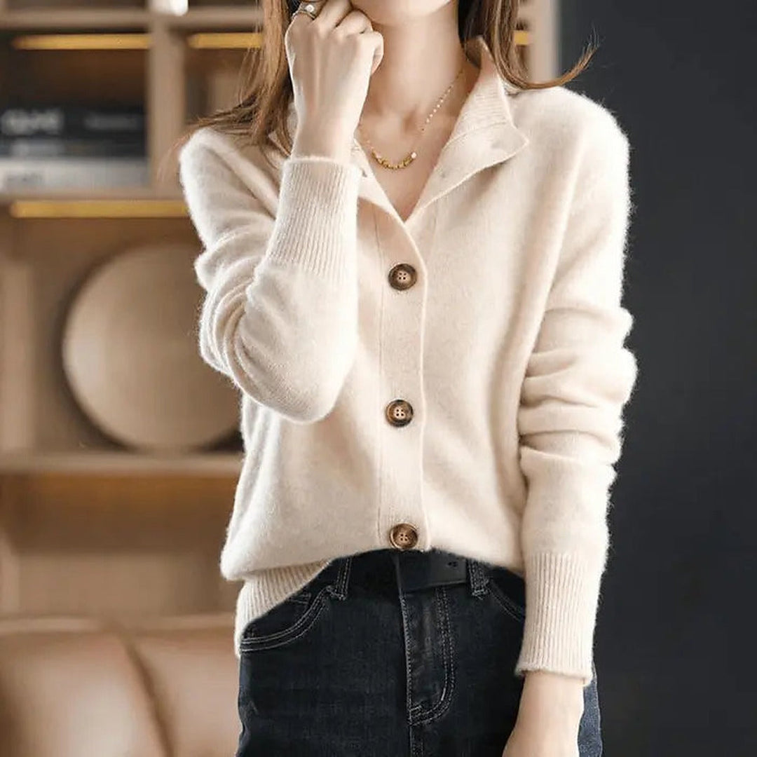 Women's collared button front cardigan with long sleeves and ribbed trims