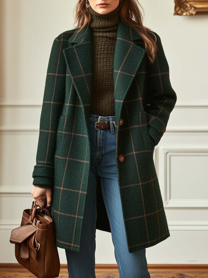 Women's Classic Plaid Wool Coat in Dark Green | Bellmere