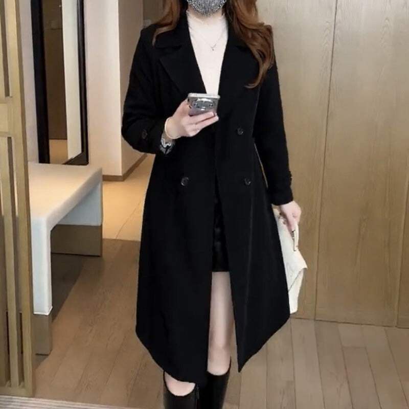 Women's long double-breasted coat with notched lapels
