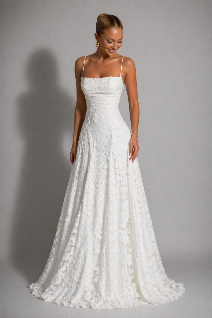 Women's lace sweetheart neckline strappy maxi dress in red and white