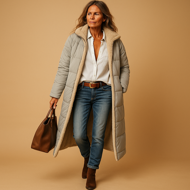 Women's long quilted hooded coat with contrasting textured lining