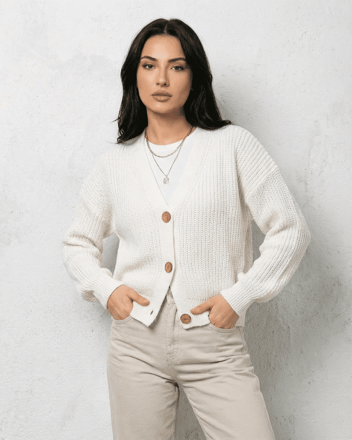 Women's plain knit cardigan with long sleeves