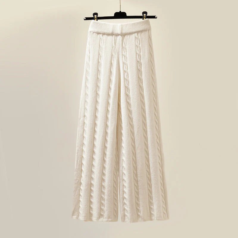 Women's Three-Piece Knit Set Two Piece Set in White - View 5 | Bellmere