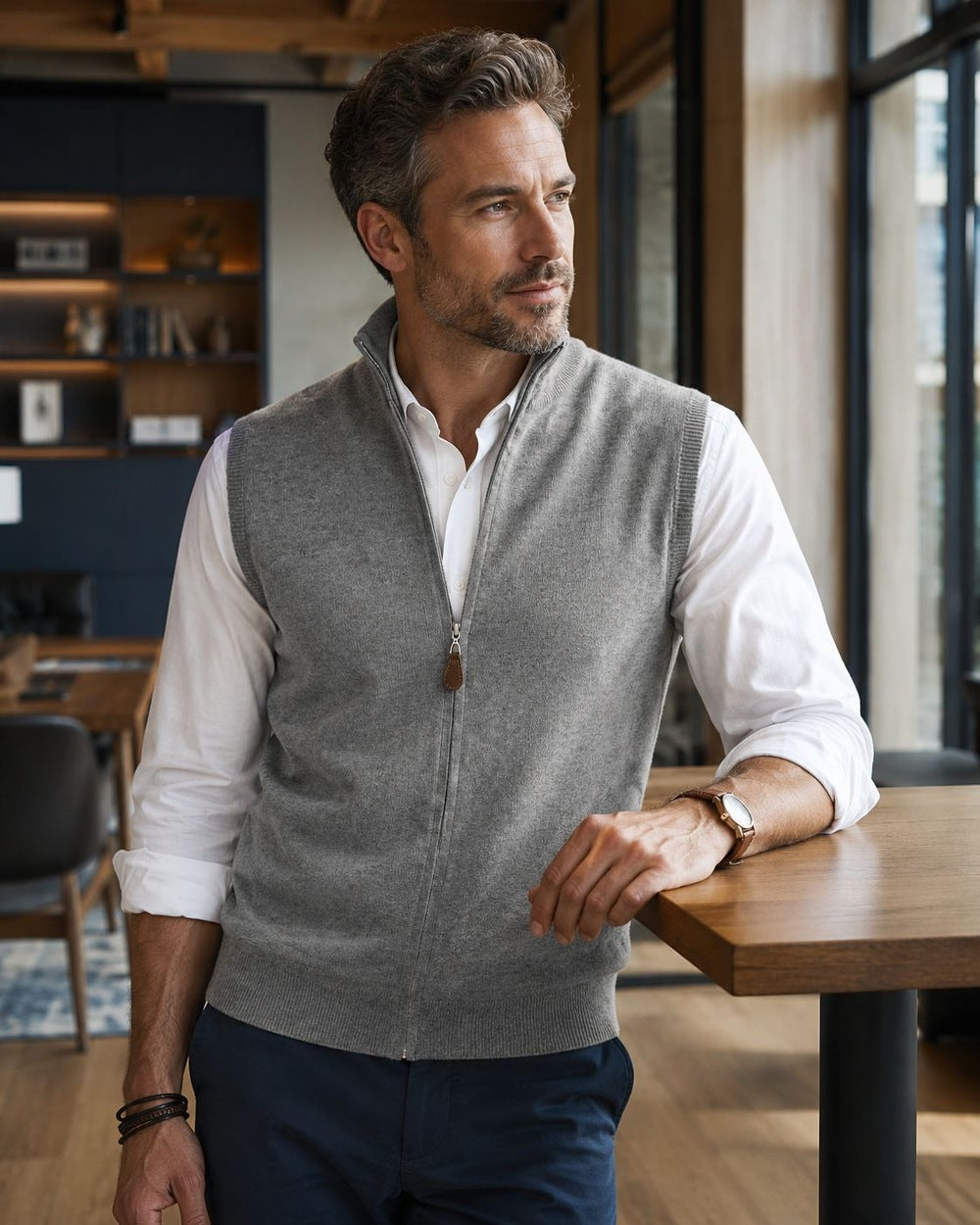Men's sleeveless zip-up knit vest with mock collar and side pockets