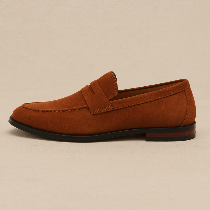 Men's penny loafers with moc toe, vamp strap and low heel