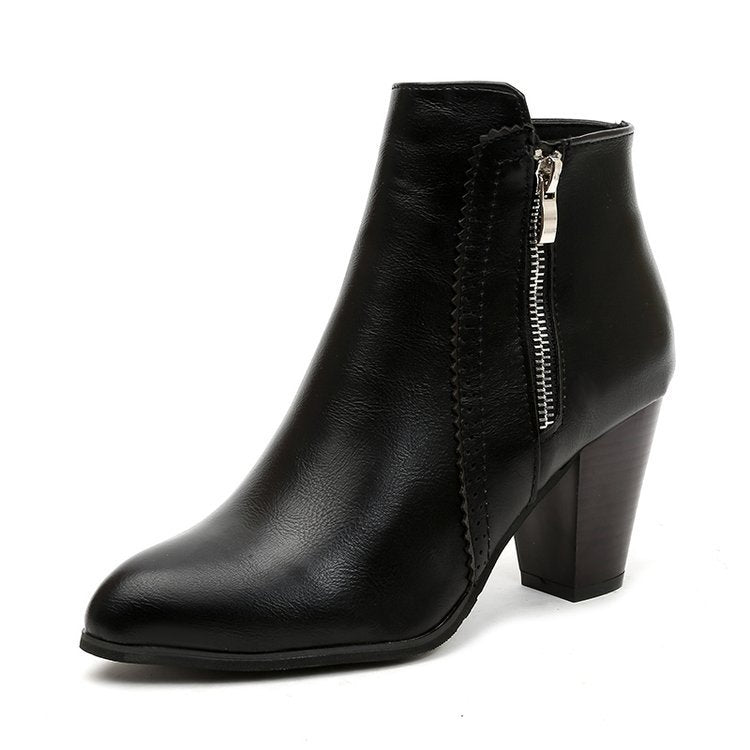 Women's heeled ankle boots with pointed toe, side zipper and high block heel