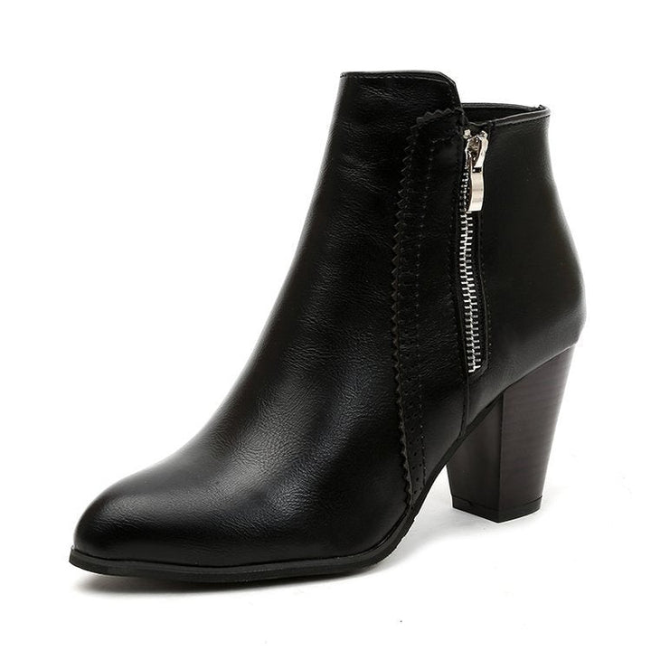 Women's heeled ankle boots with pointed toe, side zipper and high block heel