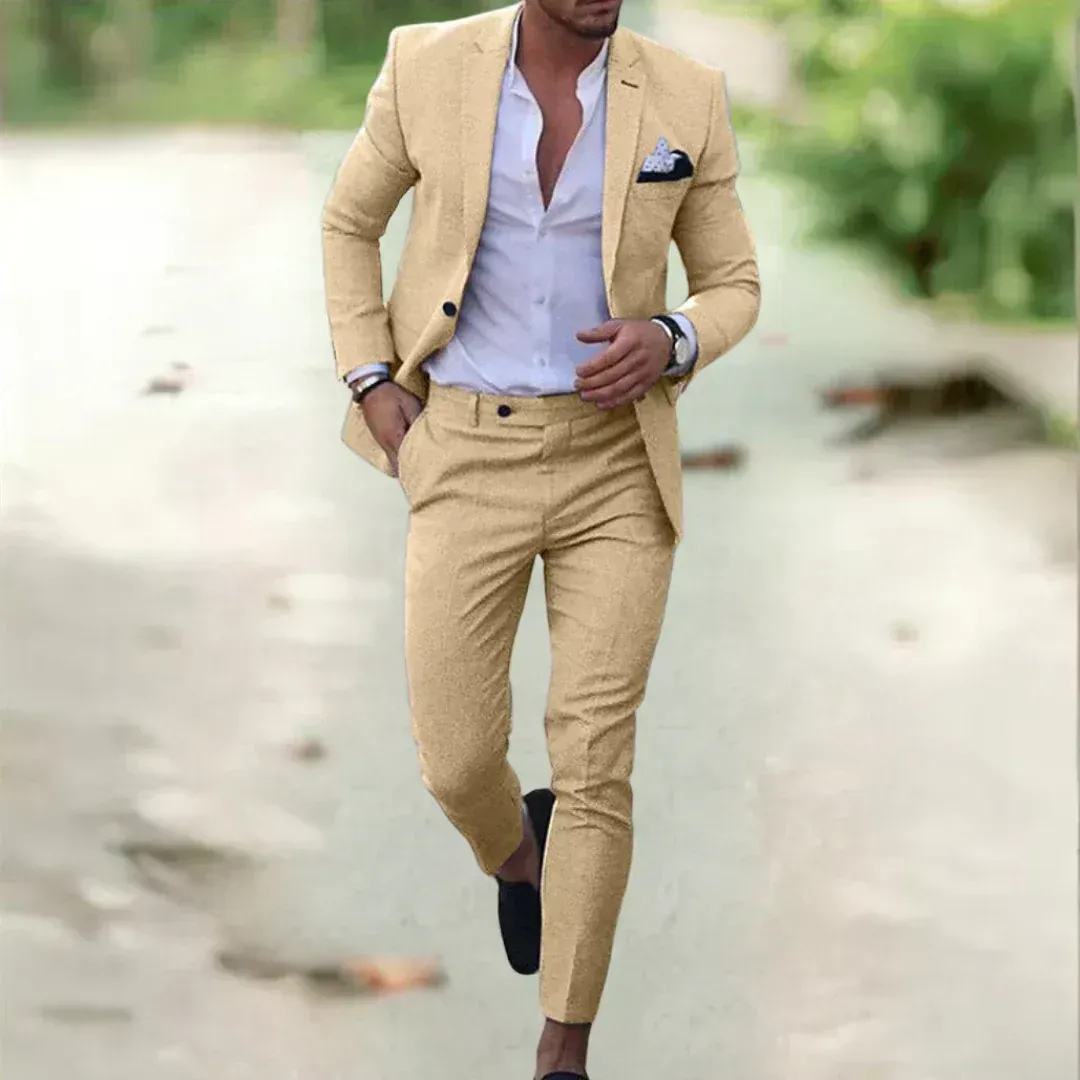 Men's slim fit two-piece suit with notched lapels and tapered trousers