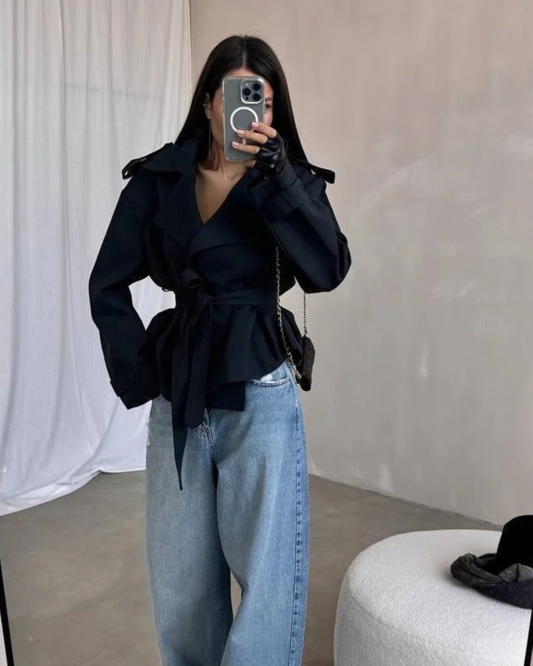Women's cropped belted trench coat with high collar and double-breasted front
