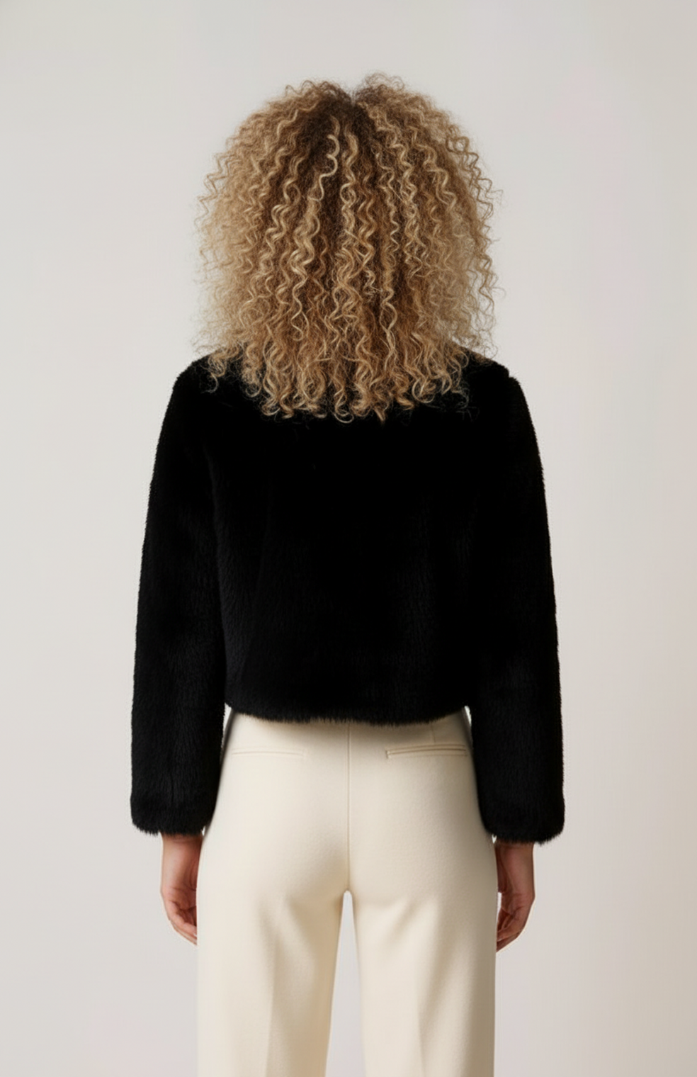 Women's short plush-textured jacket with long sleeves and open front