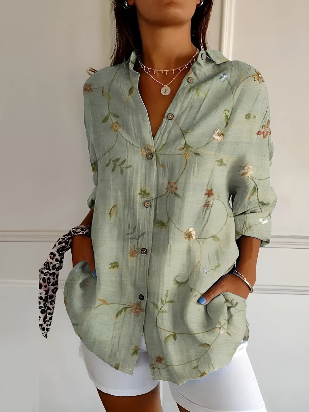 Women's printed button shirt with collar, marine motifs and three-quarter sleeves