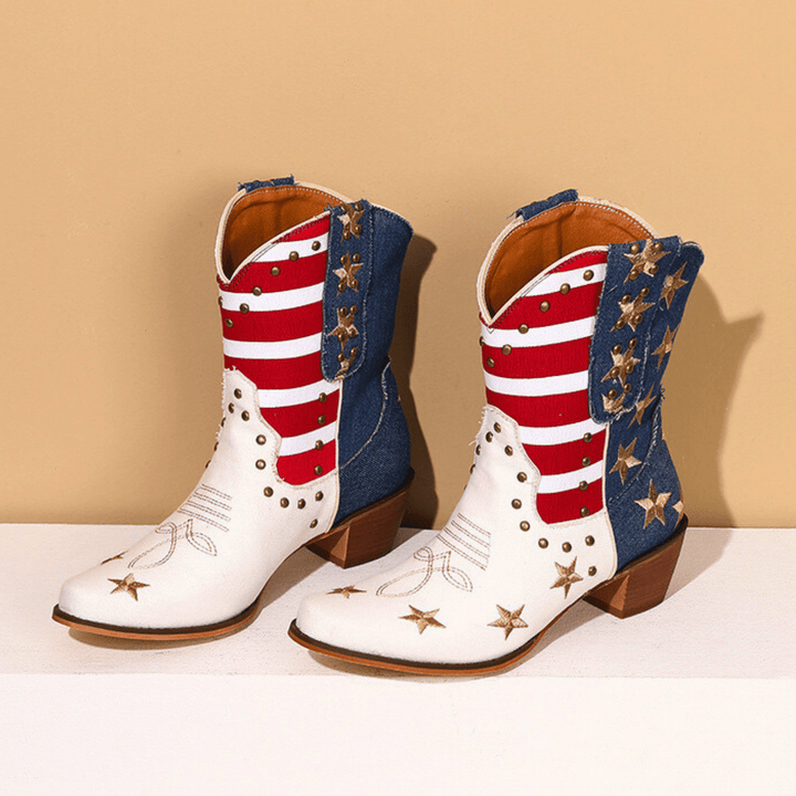 Ivory ankle boots with star pattern