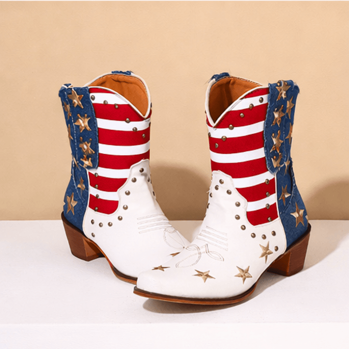 Ivory ankle boots with star pattern